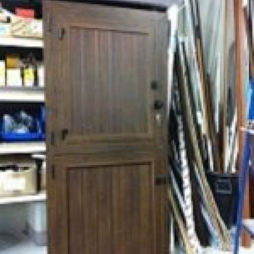 Puerta de cuarteron en imitacion madera